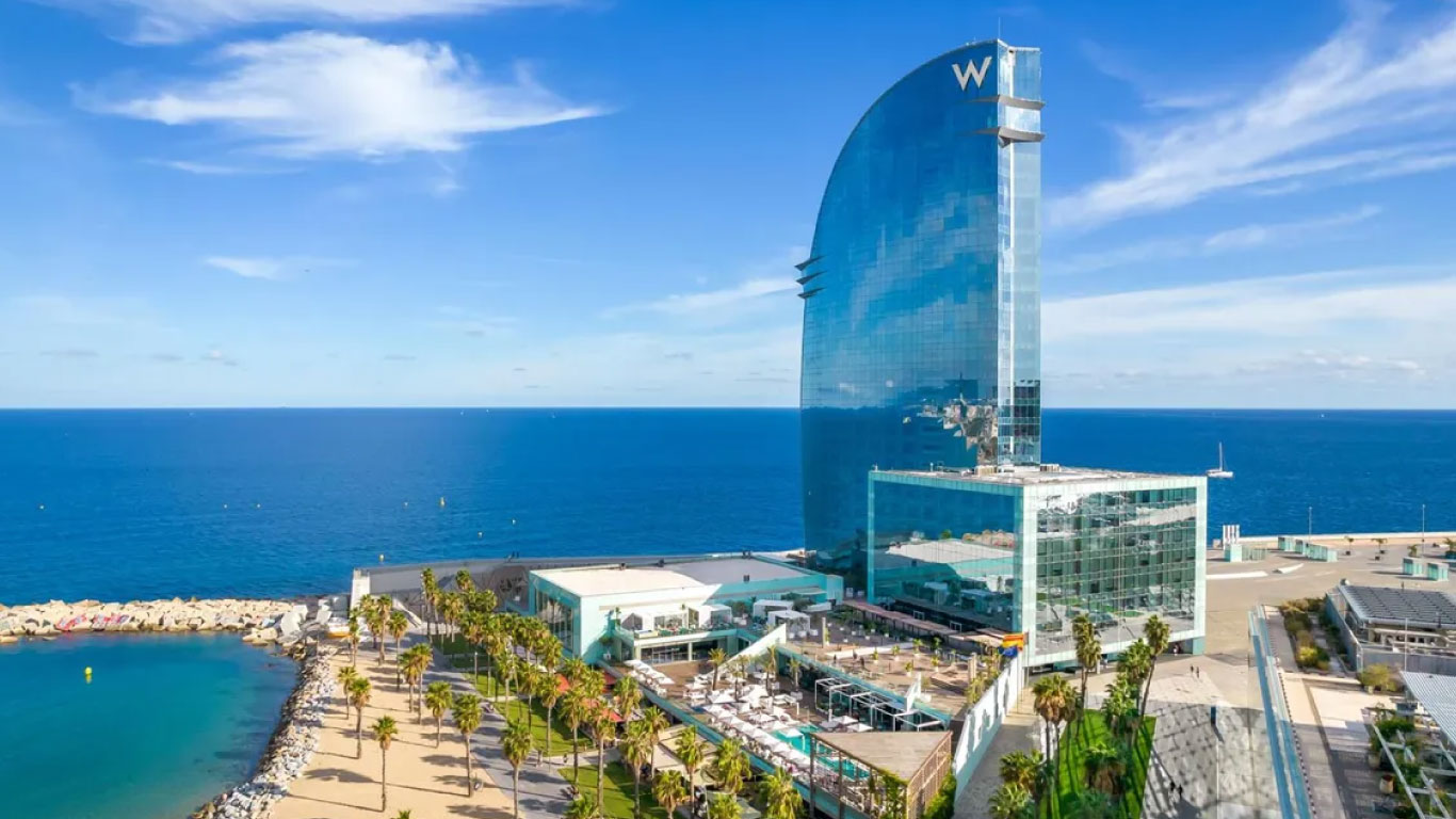 Barcelona Hotels District - Accommodation Luggage Storage